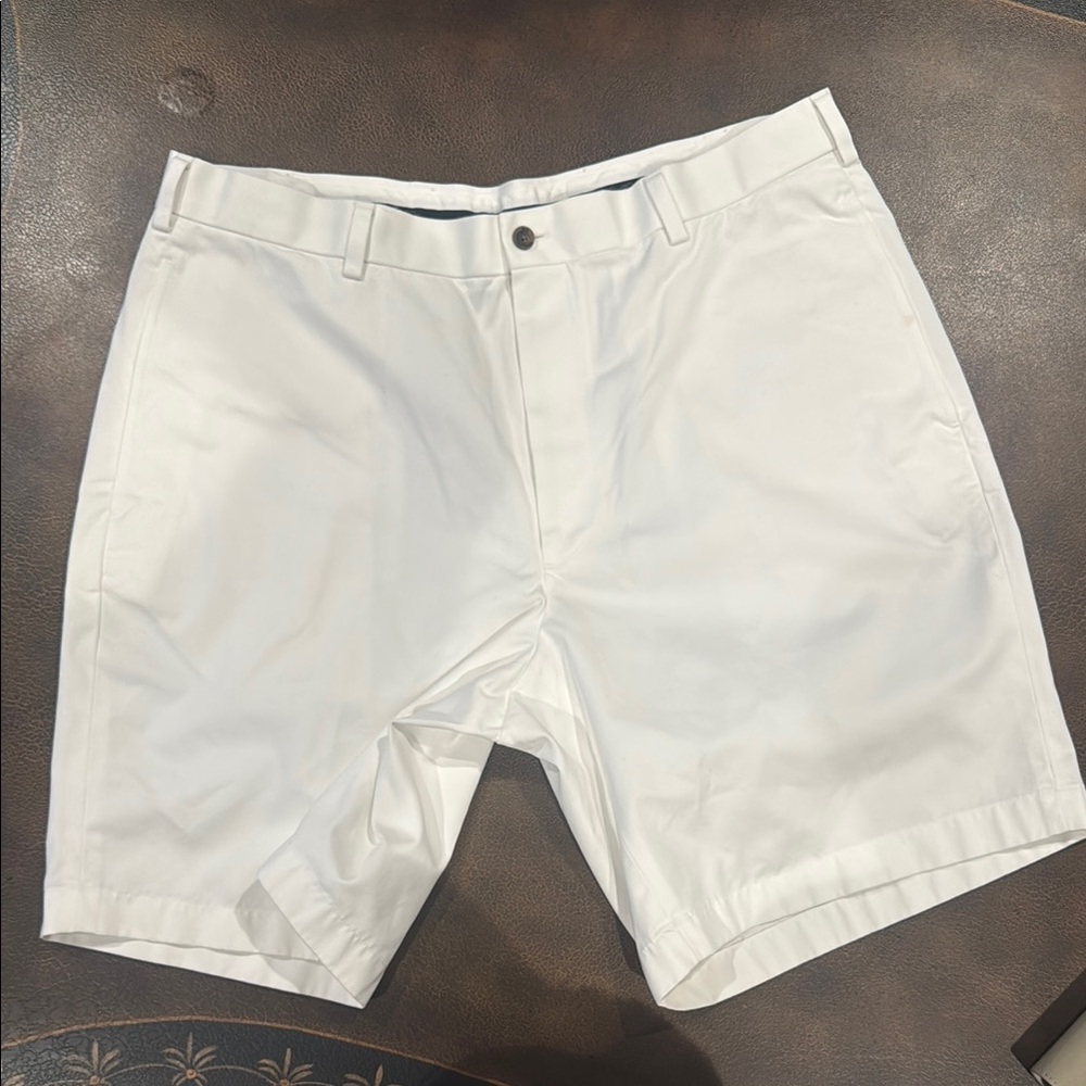 Brooks Brothers White Flat Front Chino Shorts